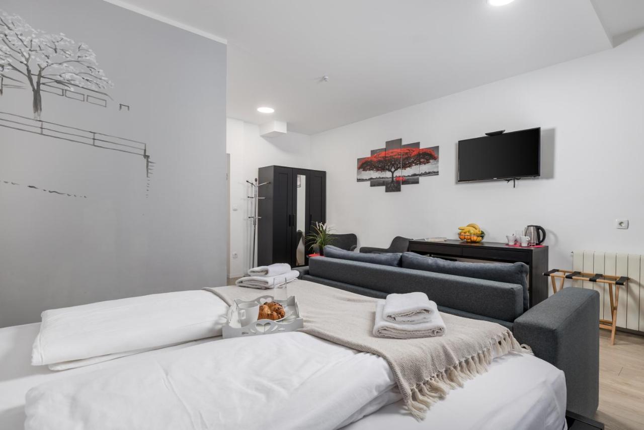 Delta Rooms Rijeka Exterior foto